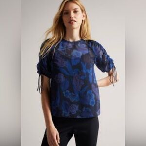 ted baker top size 0 ted baker and size 2 US